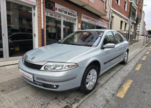 RENAULT - Laguna - 1.8 16V Authentique