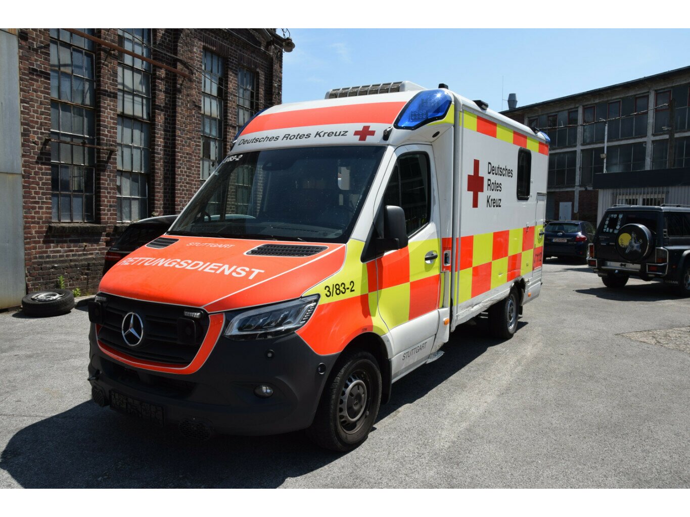 Mercedes-Benz Sprinter 417 CDI Fahrgestell mit Fahrerhaus Koffer Pritsche Rettungswagen Krankenwagen Ambulance 