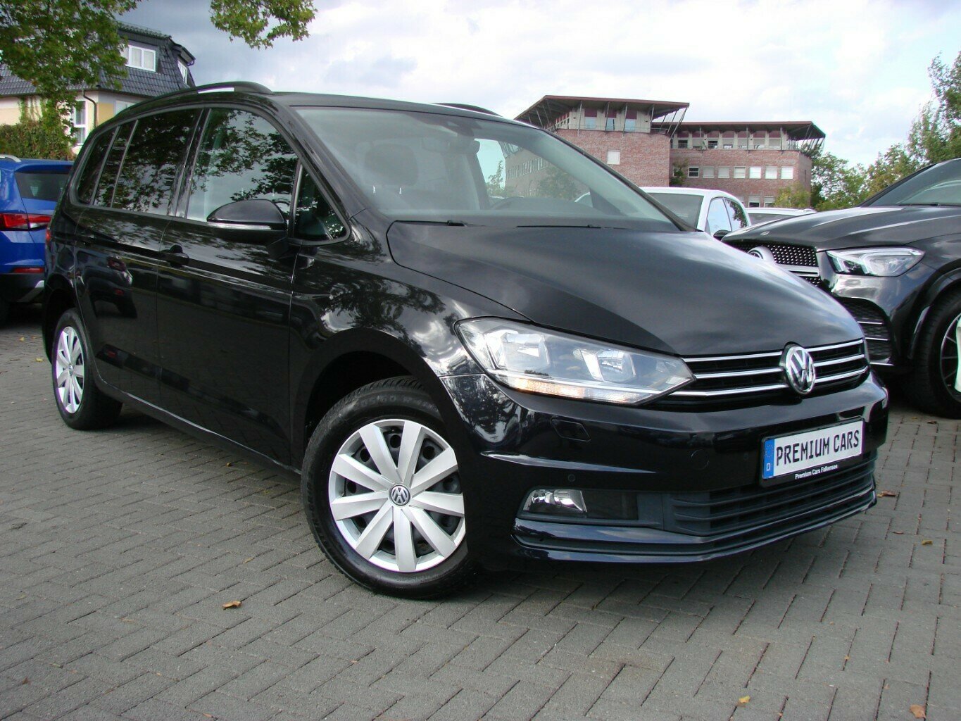 VW Touran 2.0TDI Comfortline Navi ACC Kamera