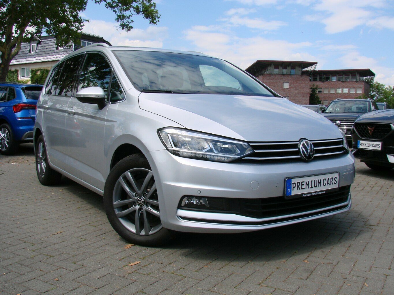 VW Touran 1.5TSI Highline ACC Navi LED PDC