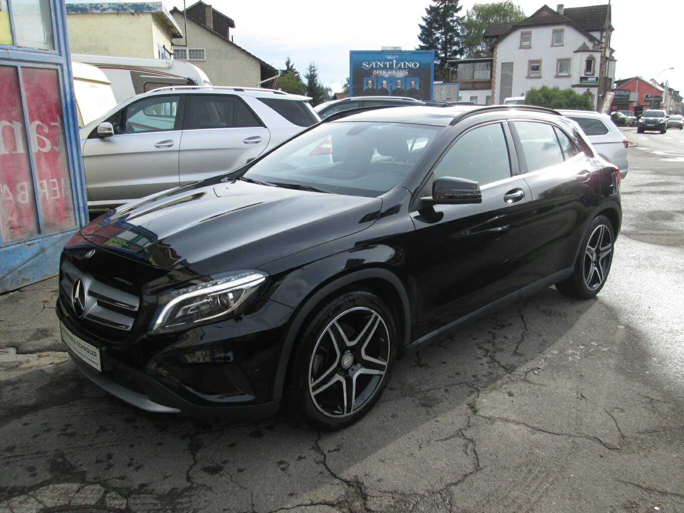 Mercedes-Benz GLA 250 4Matic ~ Automatik ~ Leder ~ GSHD ~ AHK